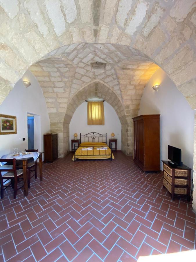 Masseria Montanari Carpignano Salentino Extérieur photo